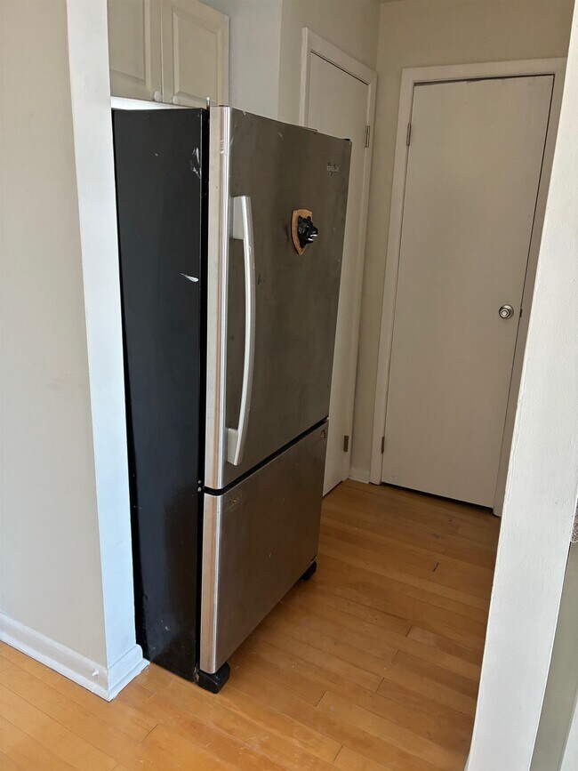 Building Photo - 1677 John F. Kennedy Blvd