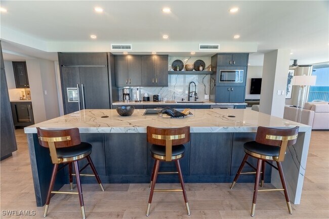 Building Photo - 10701 Gulf Shore Dr