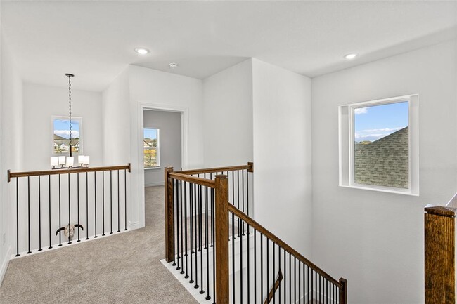 Building Photo - 481 Darley Oak Dr