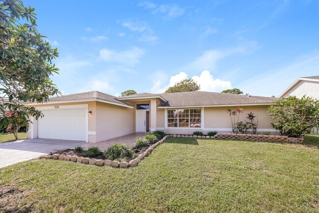 Building Photo - 244 Ponce De Leon St