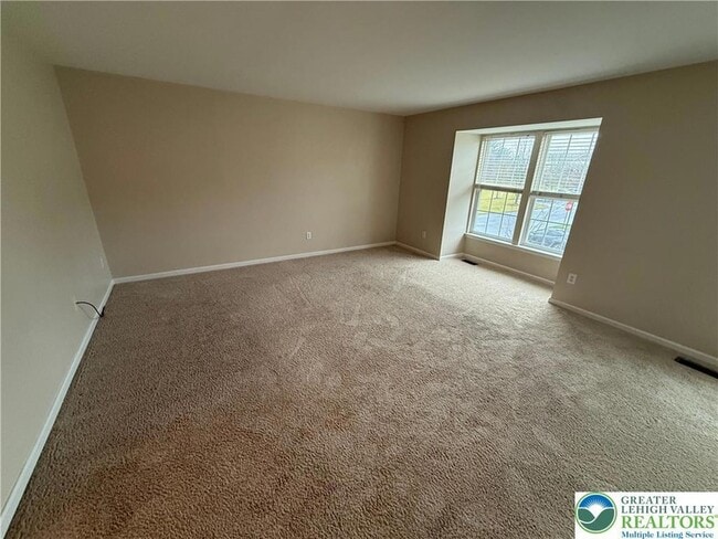 Building Photo - 4046 Clubhouse Ct