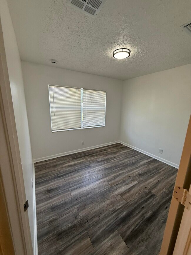 1019 Henrietta Ave 1019 Henrietta - 1019 Henrietta Ave West Palm Beach Fl Building Photo 