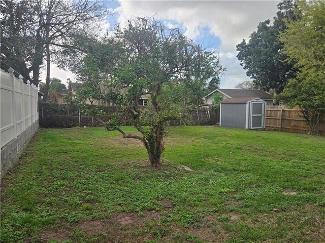 Building Photo - 3719 Delaware Ave