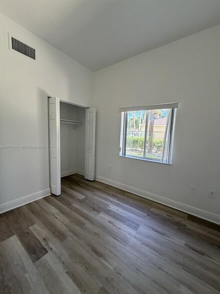 Building Photo - 3335 Palomino Dr