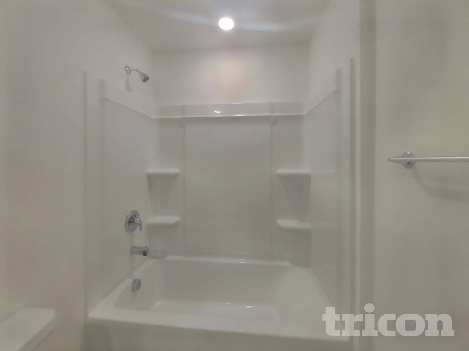 Building Photo - 1943 Logan Ln