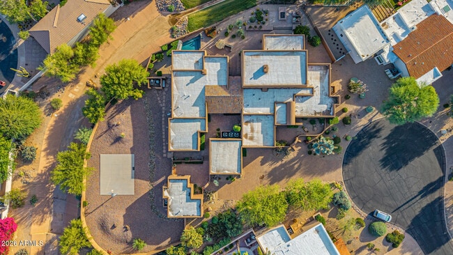 Building Photo - 8406 E Calle Buena Vista