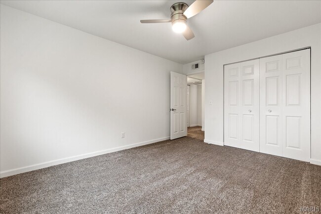 Building Photo - 1722 Gascony Parc Dr