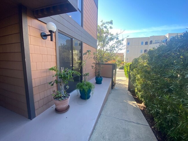 Building Photo - Peek A Boo View of San Diego Bay! Serene C...