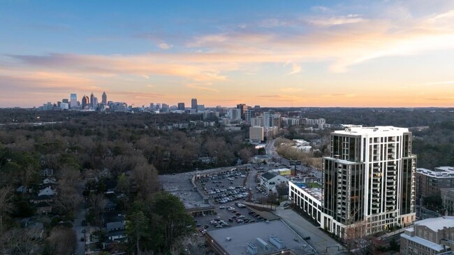 Building Photo - 2425 Peachtree Rd