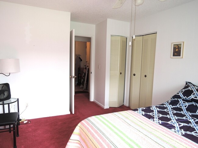 Building Photo - 944 Savannas Point Dr