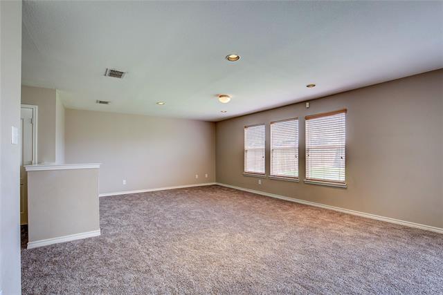 Building Photo - 1057 Castle Top Dr