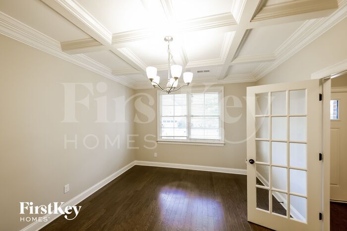 Building Photo - 1205 Hunters Gate Dr