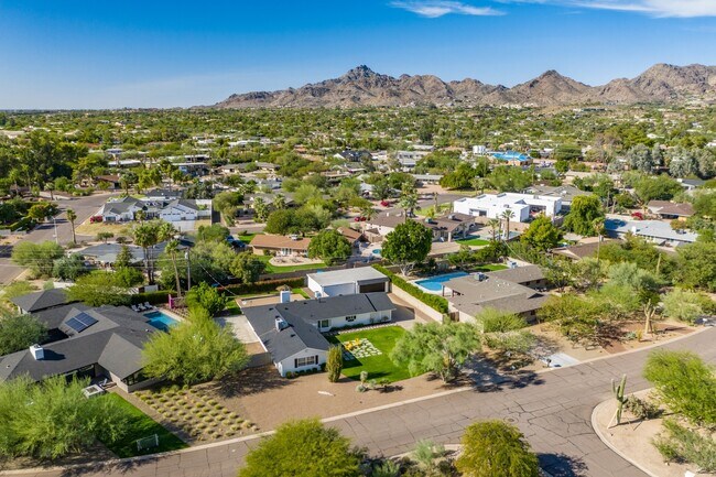 Building Photo - 5214 N 43RD PL