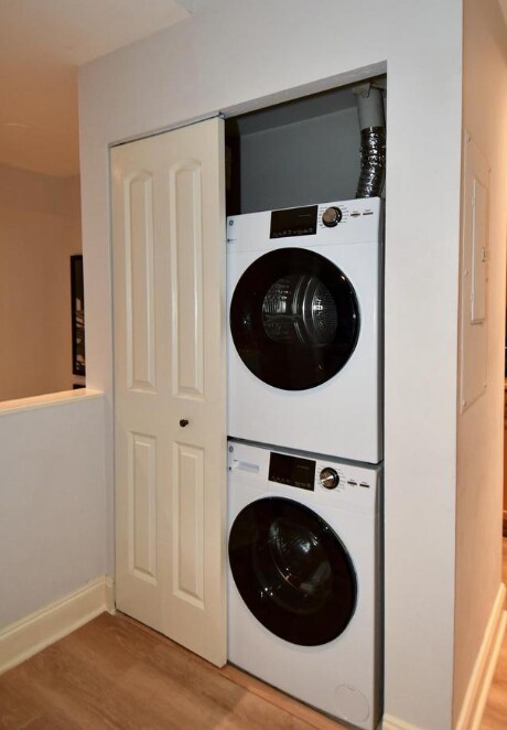 Full-Sized Washer/Dryer - 1731 Willard St NW