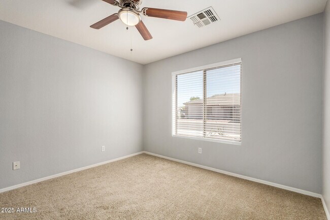 Building Photo - 15548 N 156th Ln