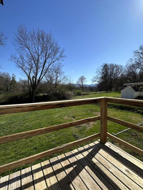 Building Photo - 174 Starnes Cove Rd