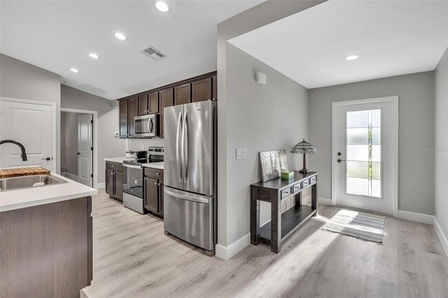 Building Photo - 6193 Cabal Ln