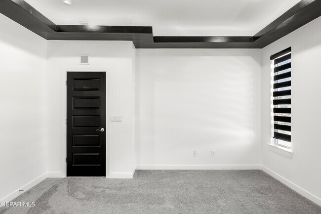 Building Photo - 13264 Coldham St