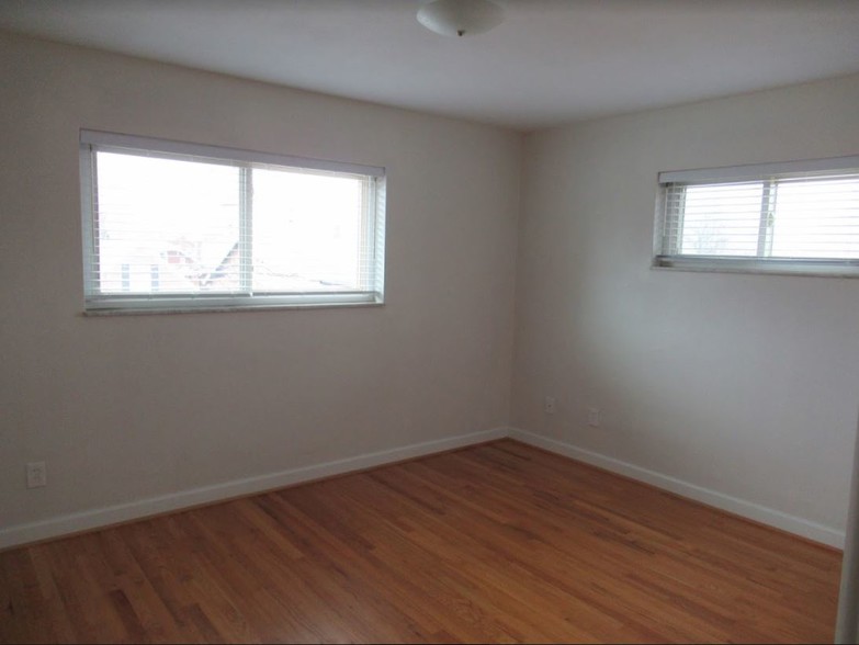 Main Bedroom cont. - 5400 Eichelberger St