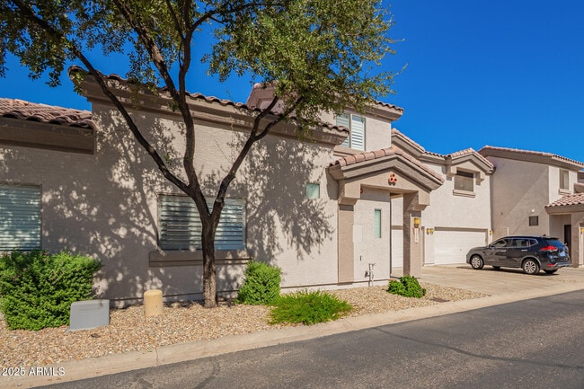 Building Photo - 7978 W Beck Ln