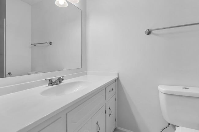 Building Photo - 512 Pointer Ln