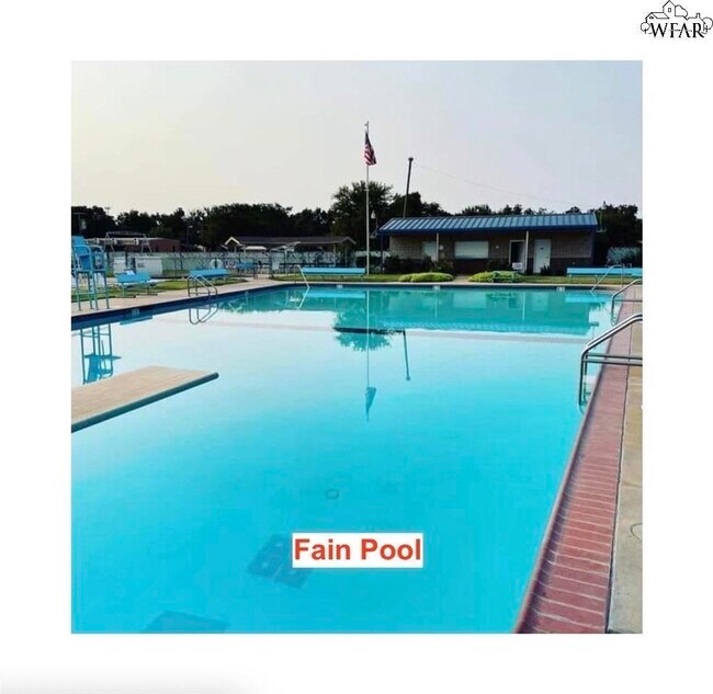 Building Photo - 4808 Alamo Dr