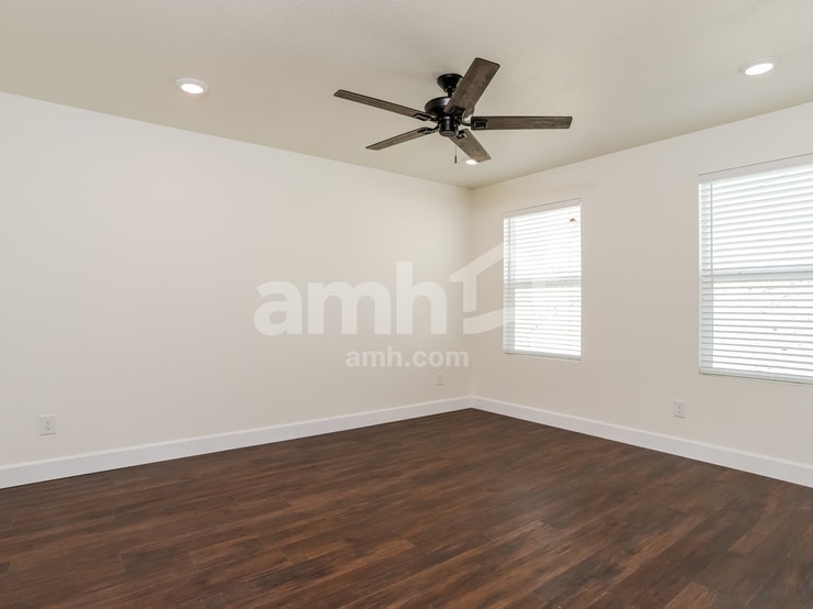 Building Photo - 10093 Potomac St