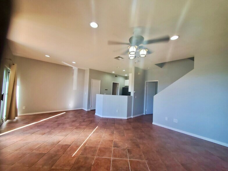 Building Photo - 1126 Latigo Cv