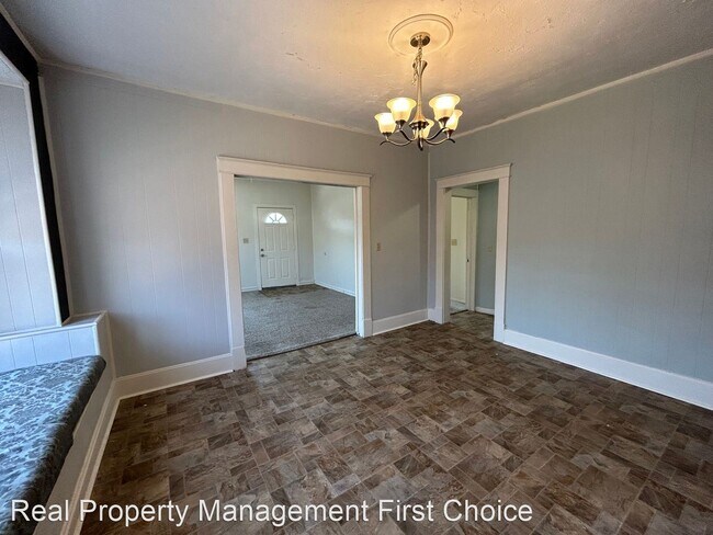 Building Photo - 2 br, 1.5 bath House - 905 N 48th Street