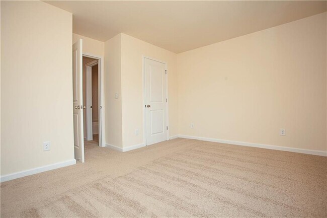 Building Photo - 4355 Almanor Cir