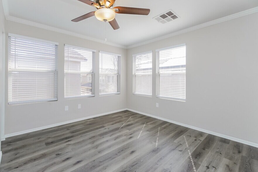 Building Photo - 8657 E Kiva Ave