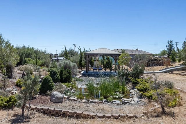 Building Photo - 7438 Woodcliff St