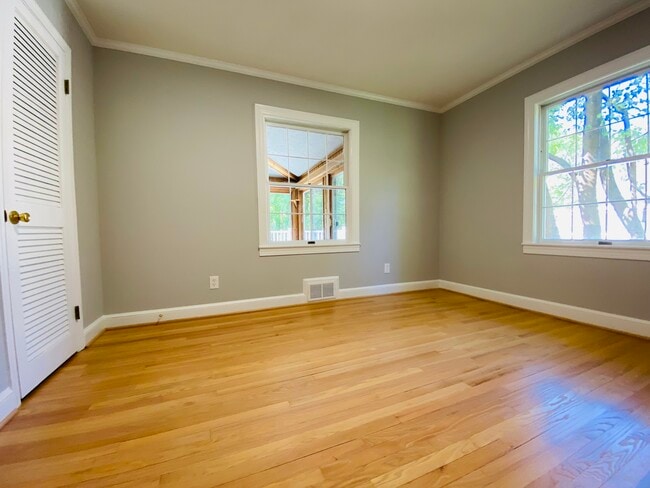 Building Photo - 6629 Kirby Ct