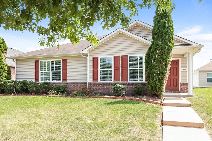 Building Photo - 3618 Blaze Dr