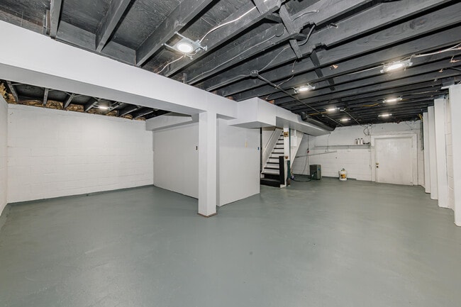 Building Photo - S76W19414 Prospect Dr