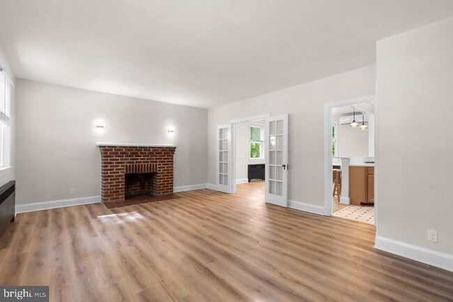 Building Photo - 23 Cedarwood Rd
