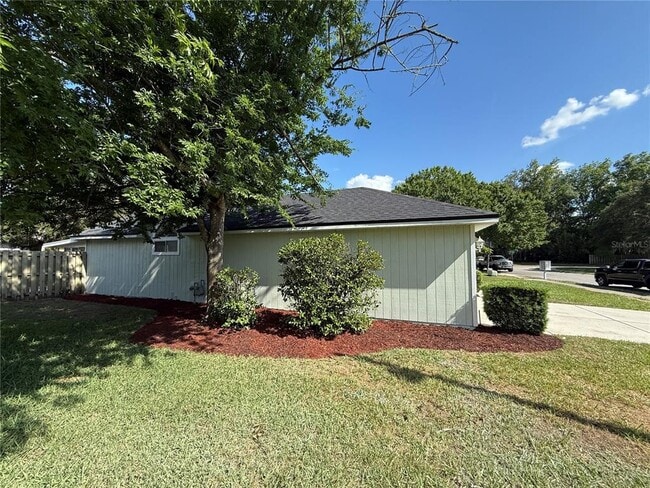 Building Photo - 5015 SW 78 Way