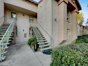 Building Photo - 12059 Alta Carmel Ct