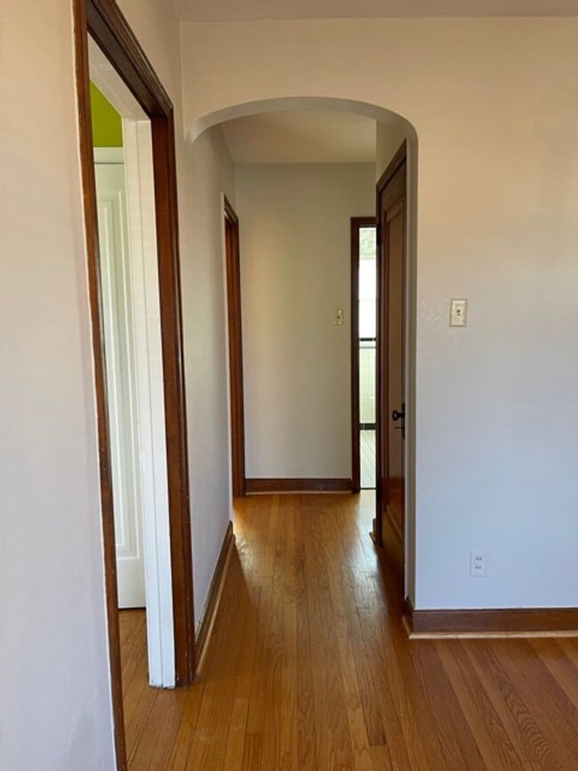 Building Photo - Quaint Rockhill Home in Private Cul-de-Sac!