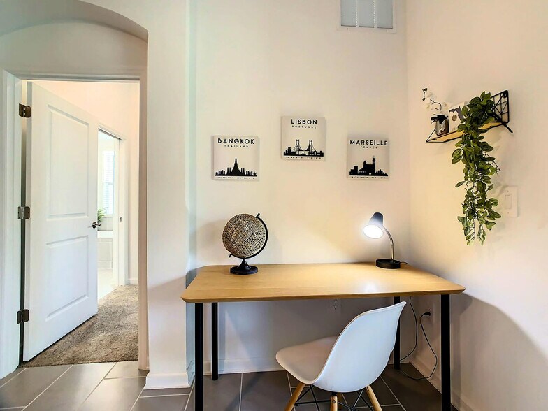 Building Photo - 8883 Cabot Cliffs Dr