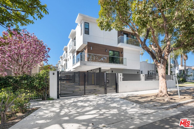 Building Photo - 849 N Alta Vista Blvd
