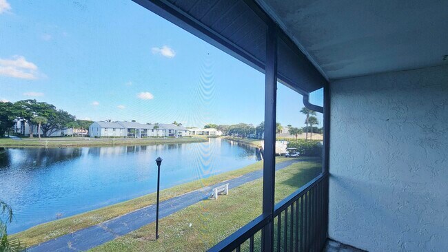 Building Photo - 1001 Green Pine Blvd