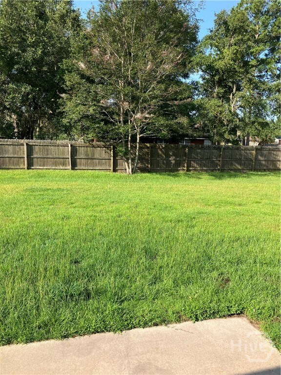 Building Photo - 164 River Bend Dr