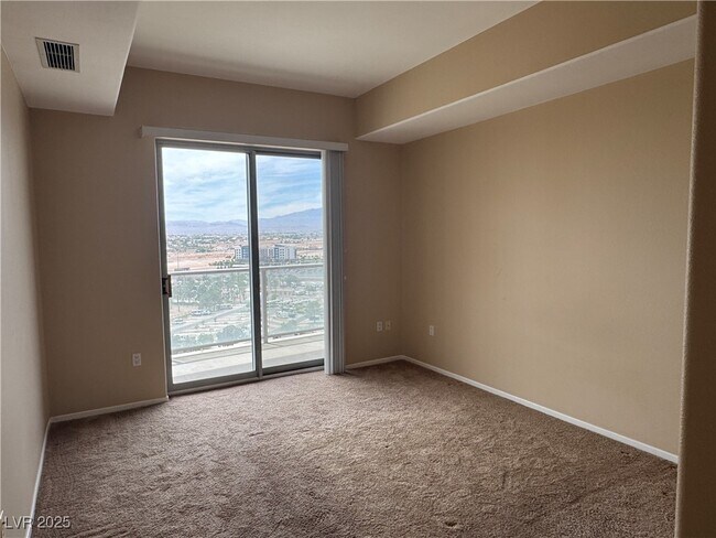 Building Photo - 8255 S Las Vegas Blvd