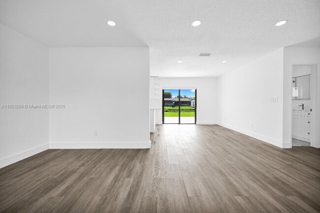 Building Photo - 18001 SW 91st Ave
