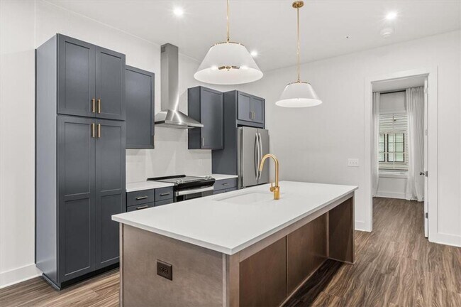 Building Photo - 1274 Longreen Ter NW