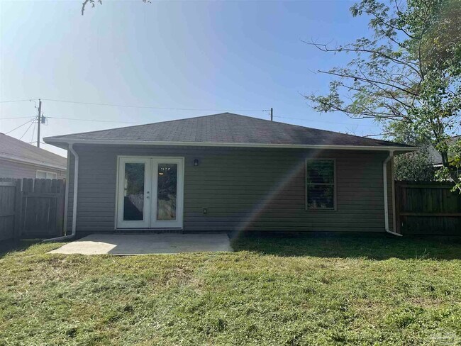 Building Photo - 10881 Chippewa Way