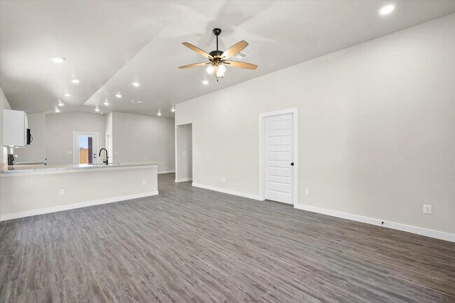 Building Photo - 7446 29th St