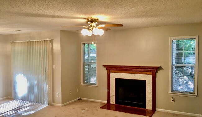 Building Photo - 6140 Gray Gate Ln