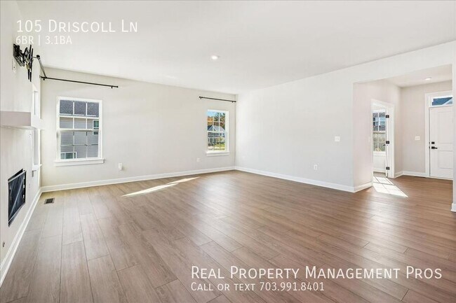 Building Photo - 105 Driscoll Ln